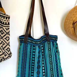 Handwoven tote bag from Ecuador